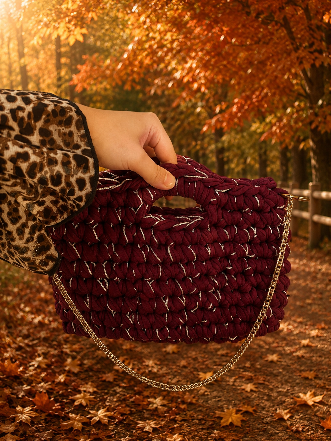 Sac Capri bordeaux et fil doré