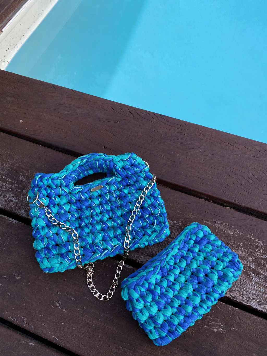Sac Capri personnalisable + pochette assortie